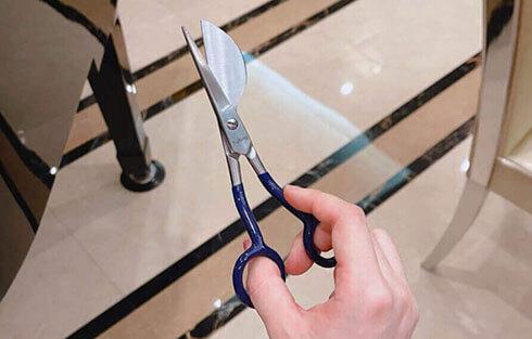 Mini Duckbill Scissors for Carpet & Rug Making - Stainless Steel, 4.5 Inches photo review